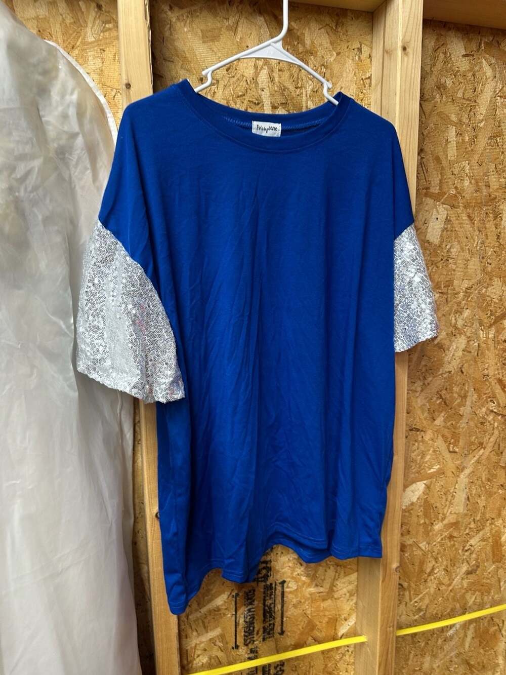 Prissy Jane Sequin Sleeve T-Shirt Size 2XL Blue
